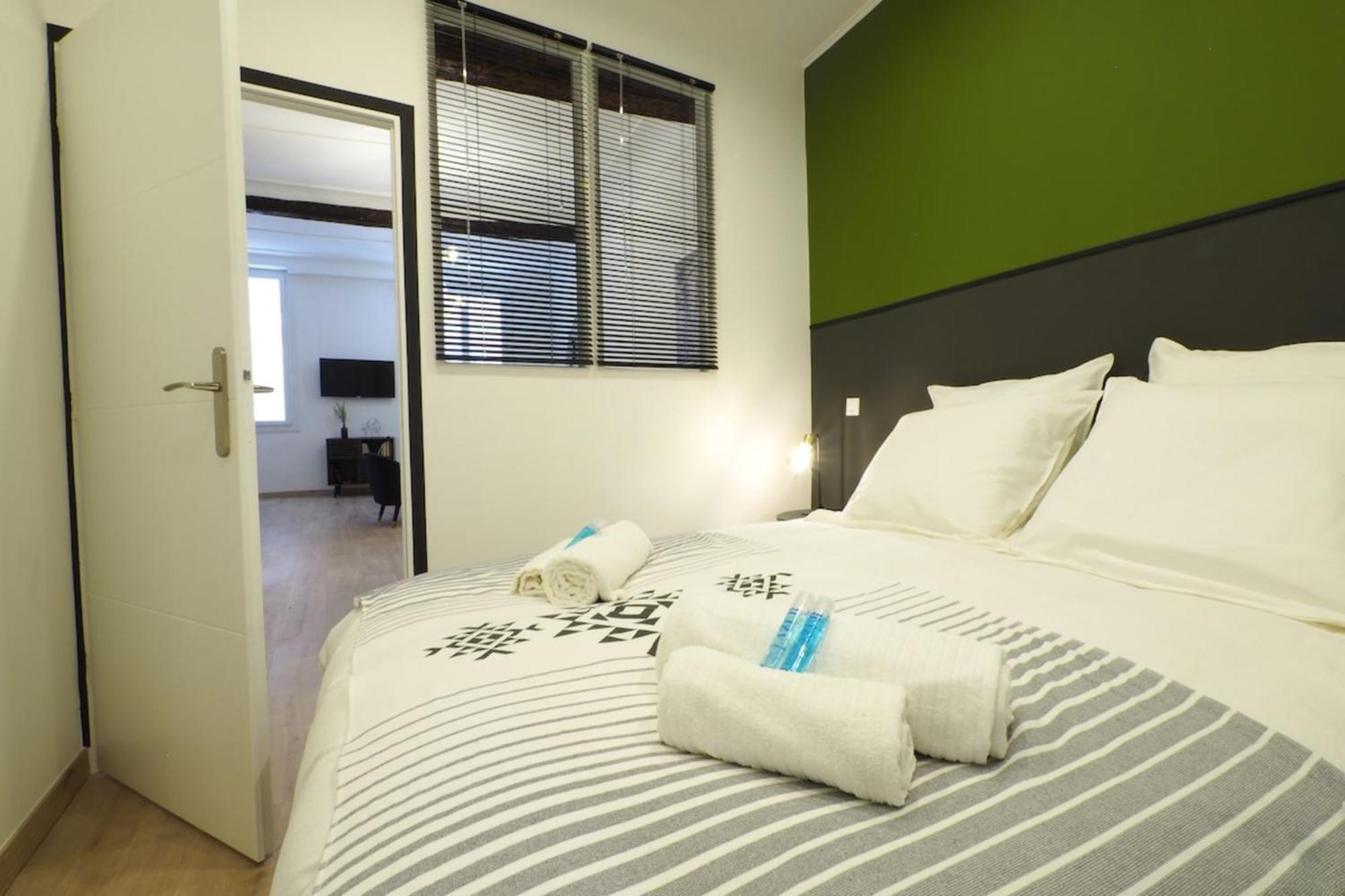 06R - Nice Modern Apartment - Vieux ニース エクステリア 写真